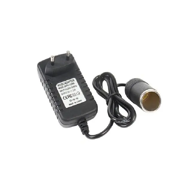 Adaptor CA 220 V pentru brichetă de 12 V. Ieftin