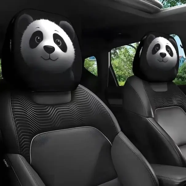 2 bucăți Capac pentru suportul de cap auto 28 x 26 cm Husă din poliester negru cu motiv de panda Decorare interior auto Disponibil imediat