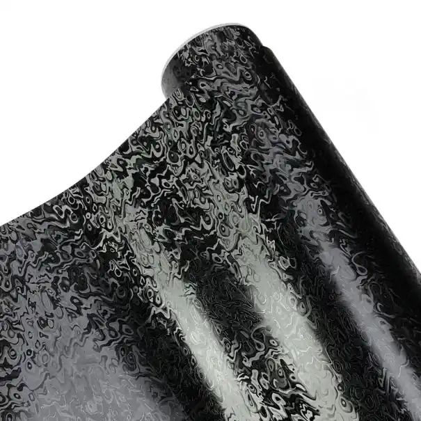 Retur gratuit Folie auto neagră lucioasă 50x150 cm cu efect de carbon forjat Folie autoadezivă din PVC pentru mașină și motocicletă