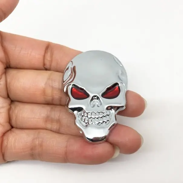 Autocolant 3D craniu auto Vezi acum