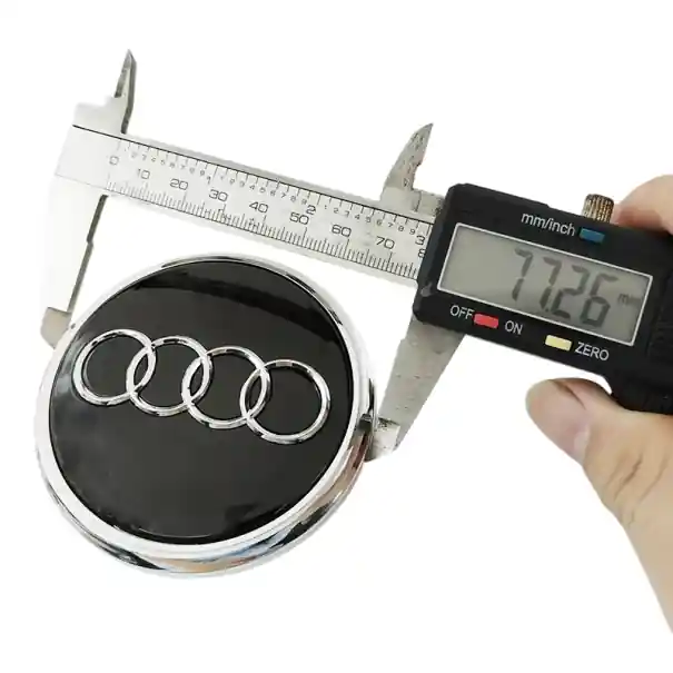 Capace pentru centrele roților pentru Audi 77 mm Set 4 bucăți Diverse culori Capace din plastic pentru jante Capace de calitate pentru orificiile centrale Accesorii auto stilate Vezi acum