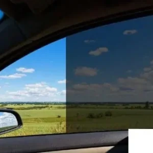 Super ofertă Folie nuanta geamuri auto 35% Transmitanta 50 x 200 cm Folie autoadeziva pentru geamuri auto Protectie solara radiatii UV Intimitate