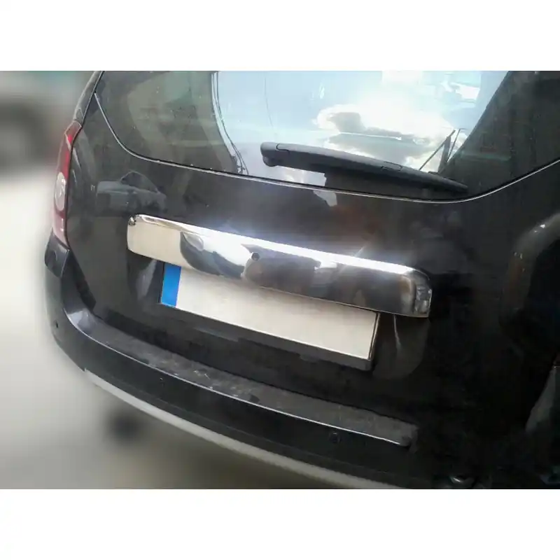 Ornament crom maner portbagaj DACIA Duster I 2010-2013 Pre-Facelift - CROM4500 Transport gratuit