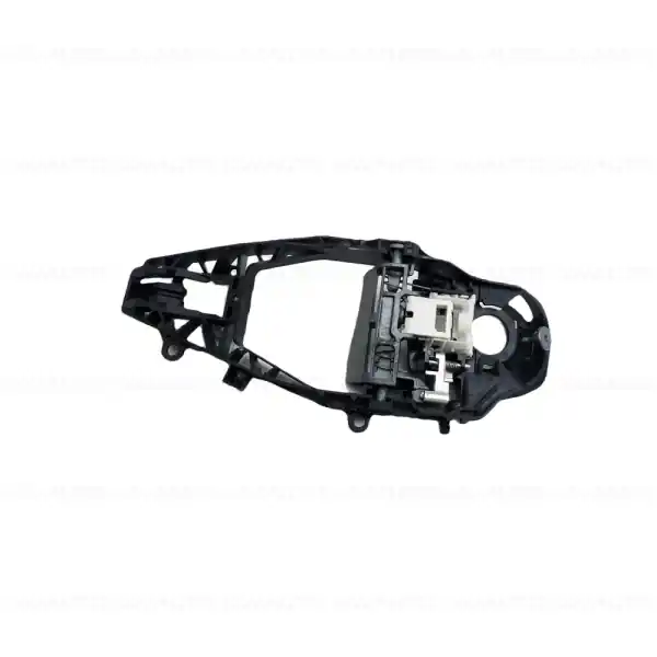 Suport maner exterior usa dreapta (CA) - BMW Seria 4 G22 G23 G82 G83 M4, Seria 5 G30 G31 G38 F90 M5, Seria 6 G32, Seria 8 G14 G15 G16 F91 F92 F93 M8, iX3 G08, X3 G01 G08 M F97, X4 G02 M F98, X5 G05 G18 M F95, X6 G06 M F96, X7 G07 Super ofertă